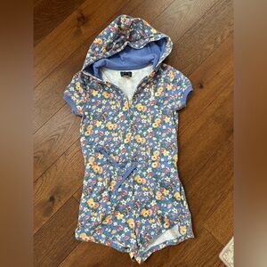 Ralph Lauren floral Hooded Romper. Size M (8-10). Like new!!!